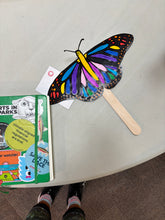 Load image into Gallery viewer, Saturday Morning Kids' Art Club
